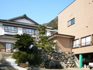 潮富荘