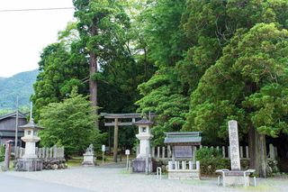 若狭彦神社