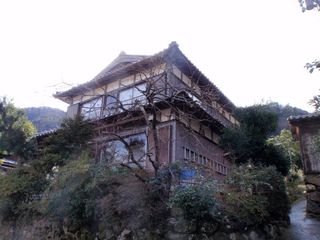 ■きしの