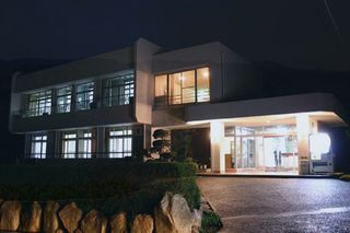 ■川端荘