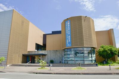 若狭めのうで、自分だけの特別な記念品を作ろう～若狭めのう磨き体験