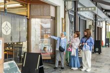 地元ガイドとめぐる　神楽商店街老舗ツアー開始！