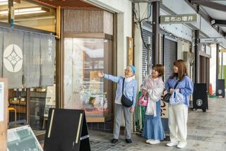 氣比神宮門前・老舗めぐり